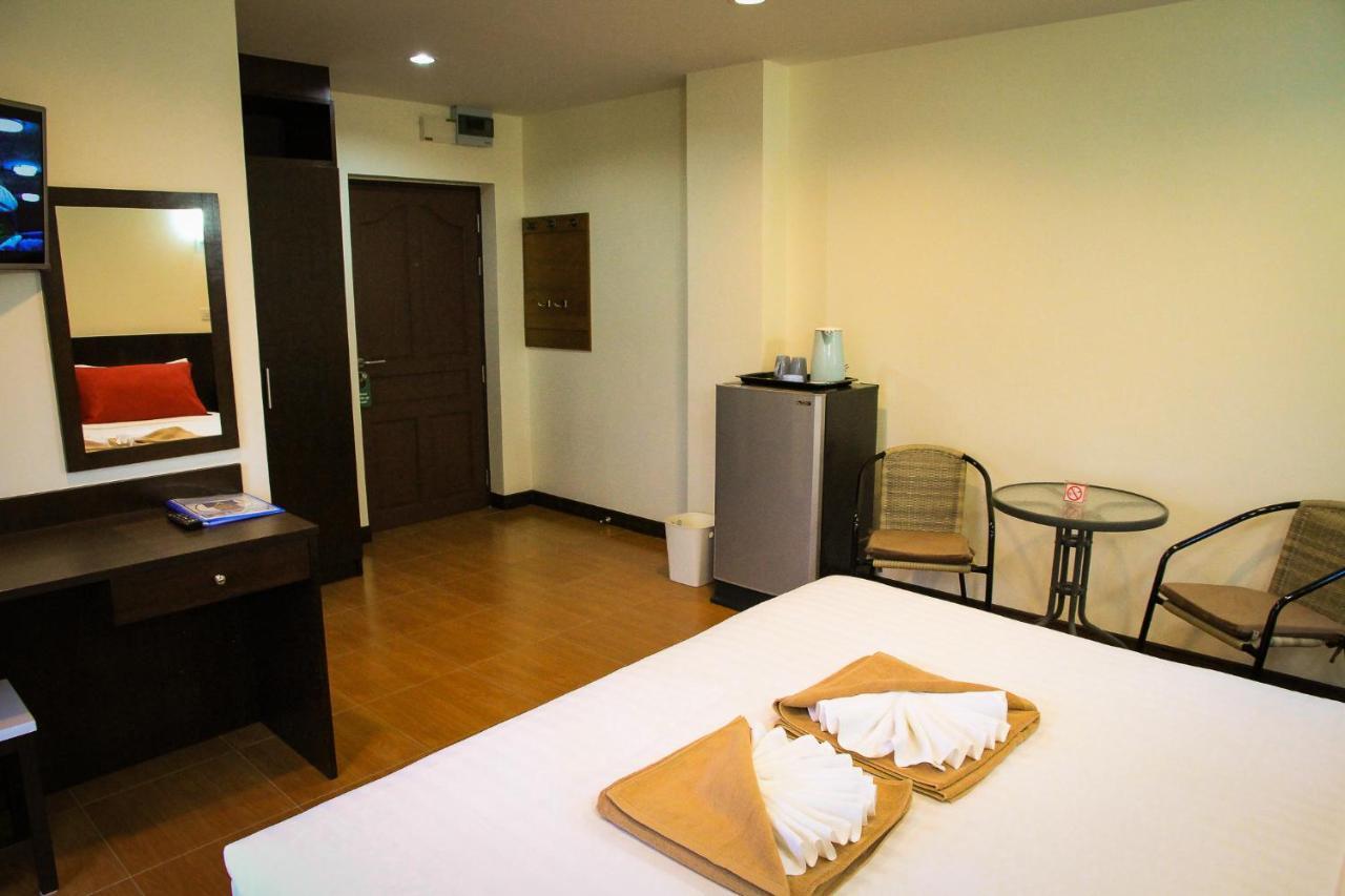 Sky Villa Hua Hin Guesthouse - Adults-Only Exterior foto